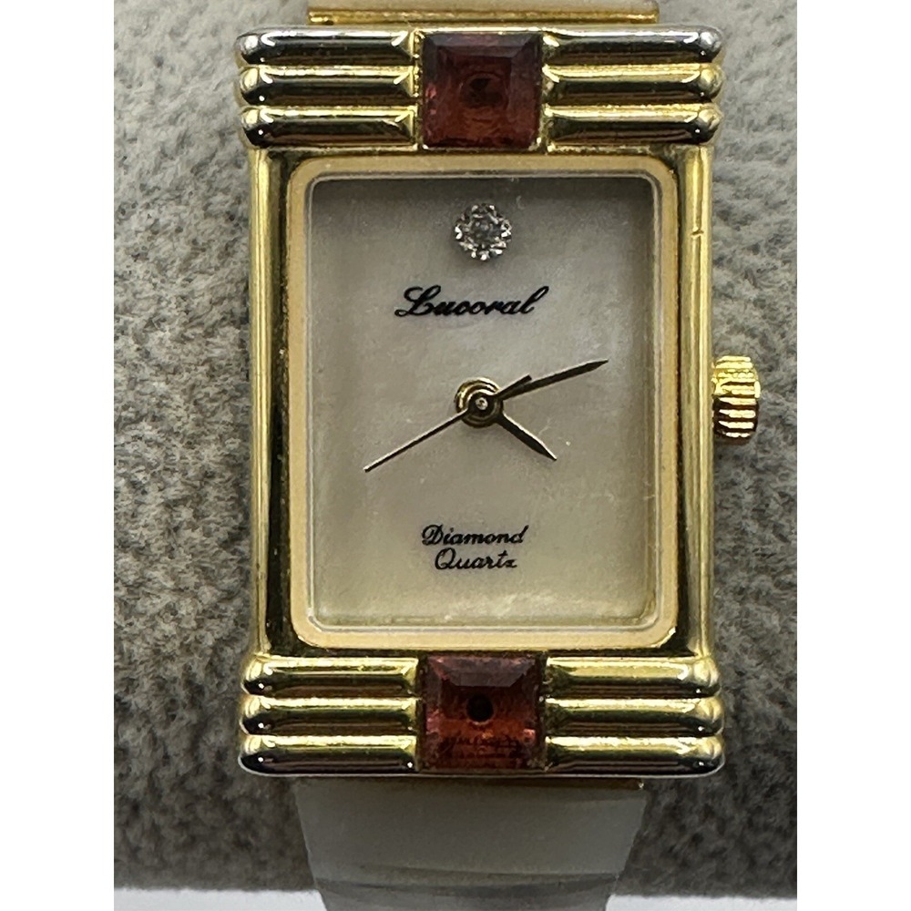Lucoral MOP Womens Watch 18MM 6" Stretch‎ Band Gold Tone New Battery Y